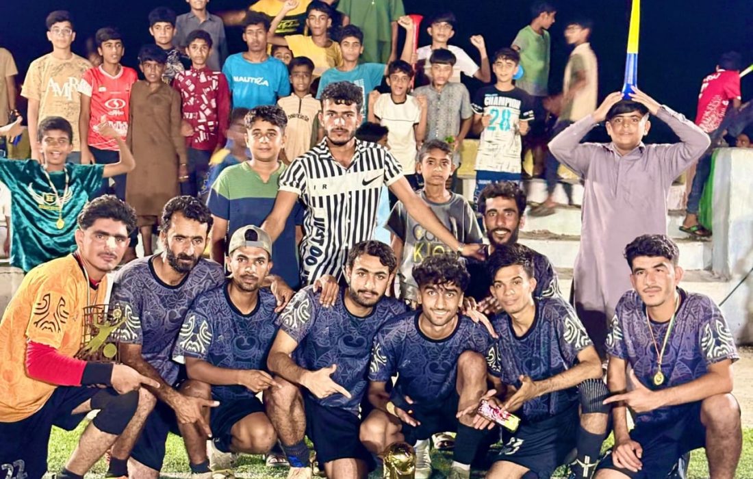 افتخارآفرینی تیم فوتسال خور کرتی جاسک در جام «اتحاد و همدلی»