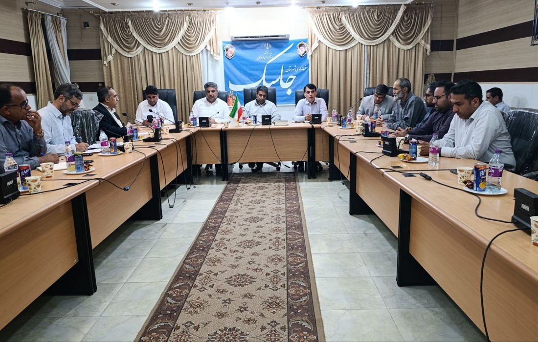 انتقاد شدید از کندی مسکن ملی و وضعیت نگهداری اماکن ورزشی/ تأکید بر رفع فوری تنش آبی بونجی و تکمیل پل شریفی
