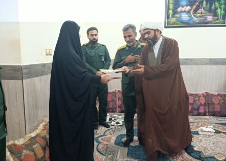 دیدار و تکریم 3 خانواده شهید والا مقام در جاسک