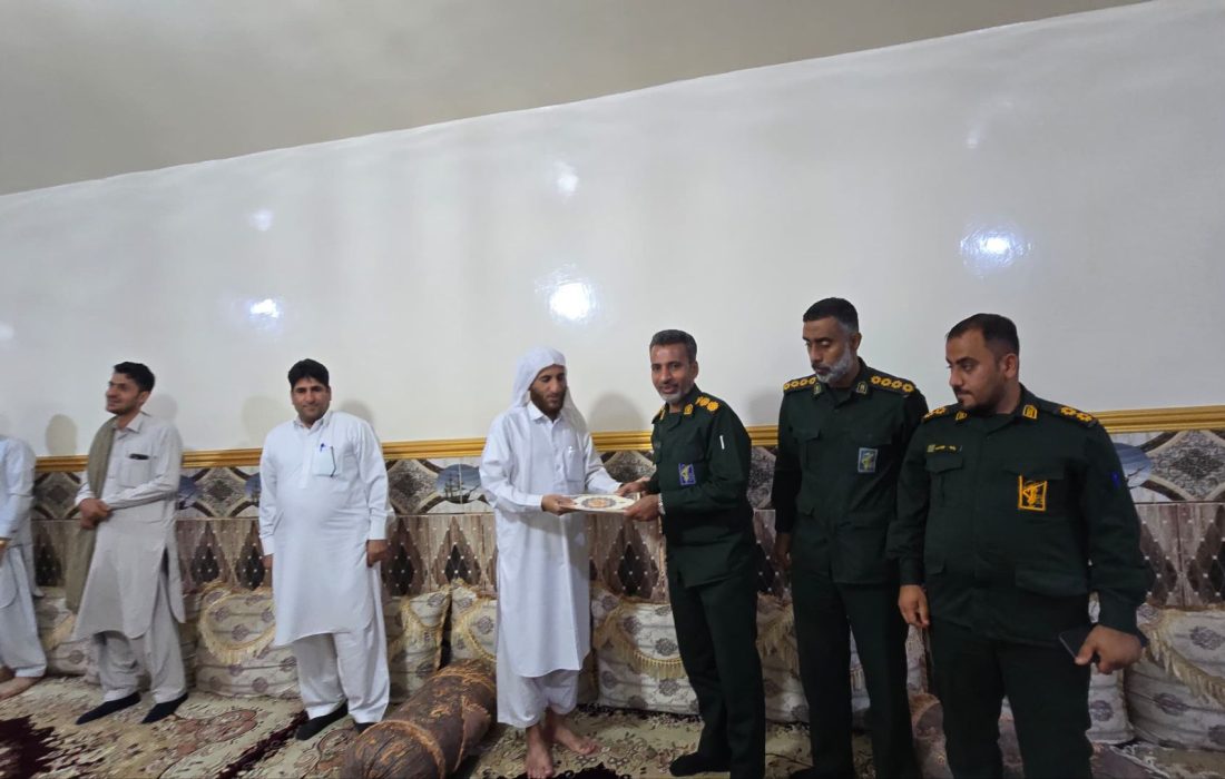 تجلیل از فرهنگ ایثار و شهادت در دیدار با خانواده شهید ابراهیم نژاد از شهدای اهل سنت لیردف