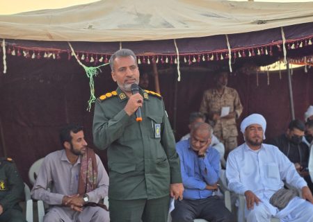 مسابقه بزرگ شتردوانی جنوب‌شرق کشور در لیردف برگزار شد