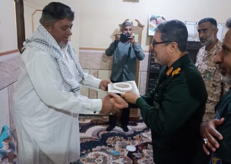 دیدار و تجلیل از پیشکسوتان بسیجی در جاسک با حضور جانشین سپاه امام سجاد(ع) هرمزگان