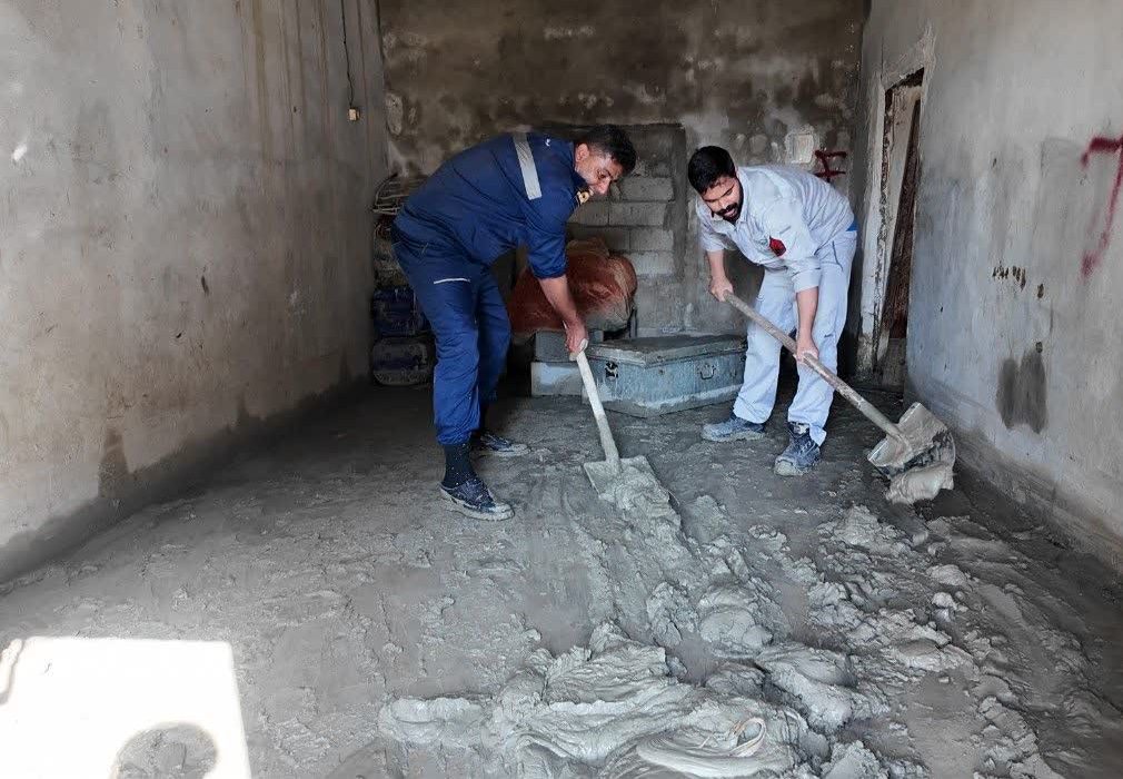امدادرسانی منطقه دوم دریایی ولایت به سیل‌زدگان روستاهای بندر جاسک