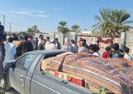 کمک‌های مردمی از زرآباد سیستان و بلوچستان به سیل‌زدگان جاسک/تصاویر