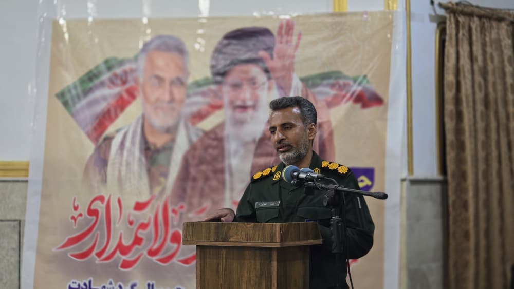 برگزاری محفل انس با قرآن و نشست تبیینی حماسه 9 دی در روستای میران‌گوری بخش لیردف جاسک
