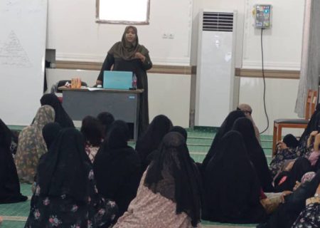 همایش خانواده و ارتباط مؤثر در روستای بونجی برگزار شد