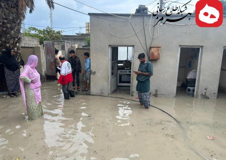 امدادرسانی هلال احمر جاسک به مناطق آسیب‌دیده از سیلاب‌های ناشی از بارندگی‌های شدید