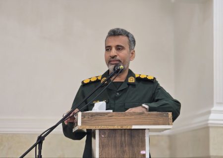 دشمن به‌دنبال تجزیه ایران و تضعیف انقلاب اسلامی است