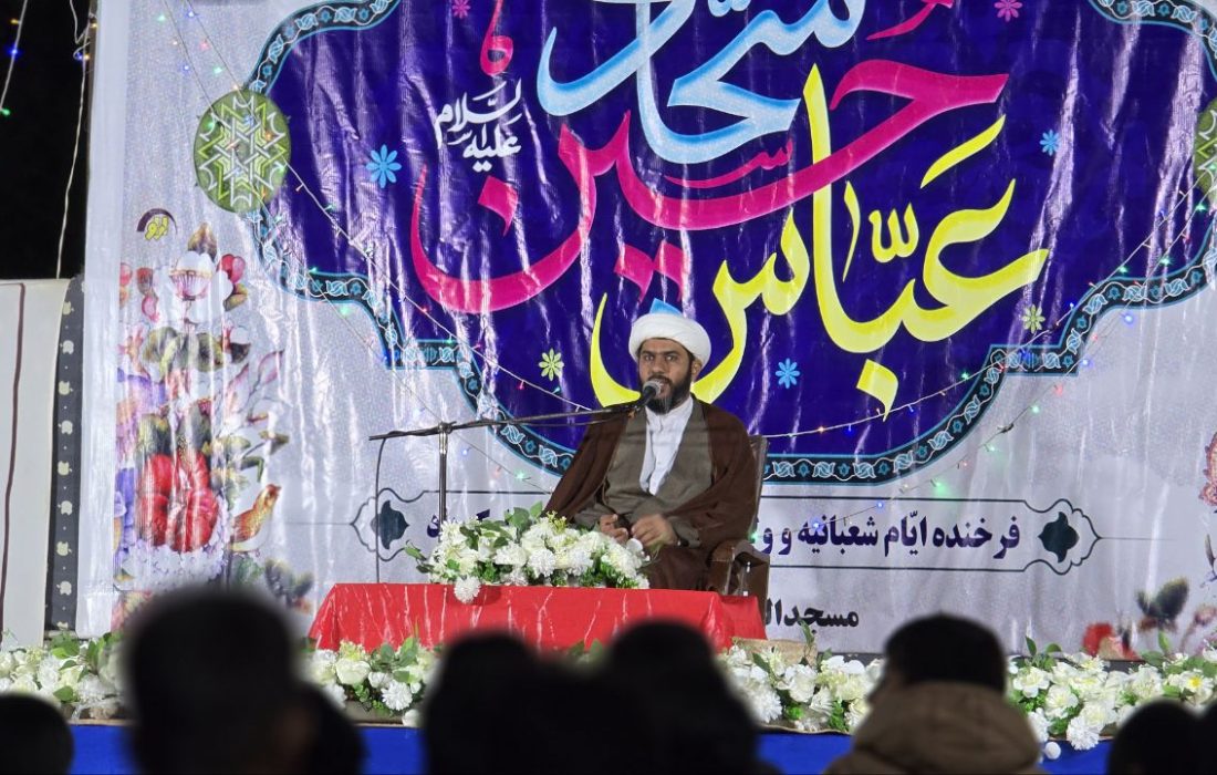 ما ملت امام حسینیم؛ راه ما ایستادگی است