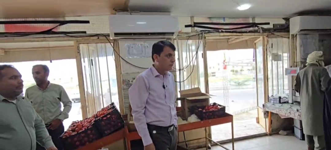 بازدید فرماندار جاسک از بازار شهربندرجاسک