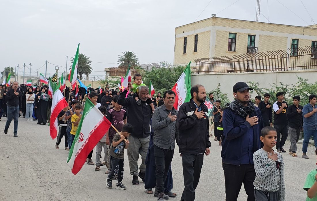 مراسم دسته روی عزاداری اربعین رهبر امت در شهرستان جاسک
