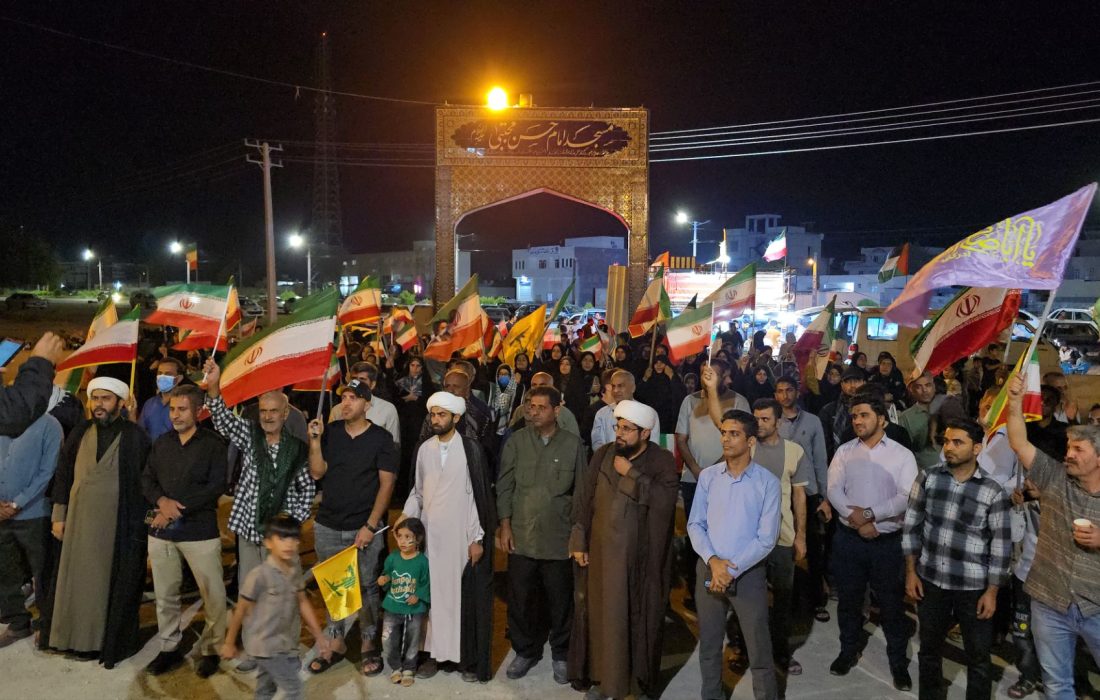 شور و خروش جاسکی ها در میدان دفاع از میهن/تصاویر