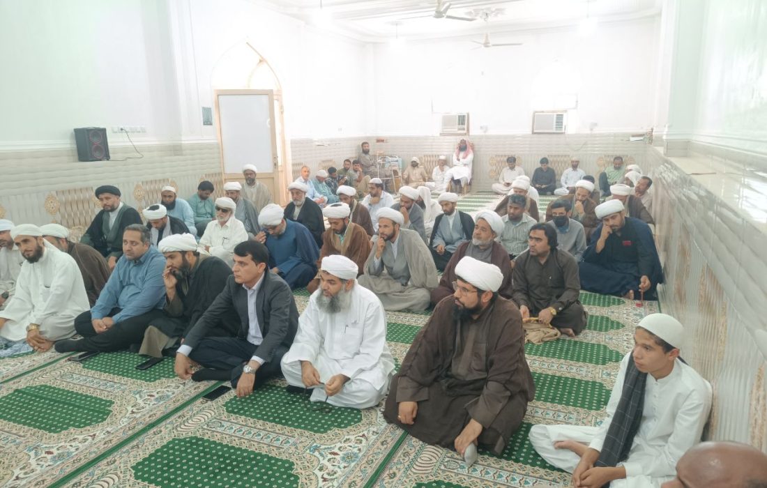 بیعت علمای شیعه و اهل سنت جاسک با رهبر انقلاب/تصاویر