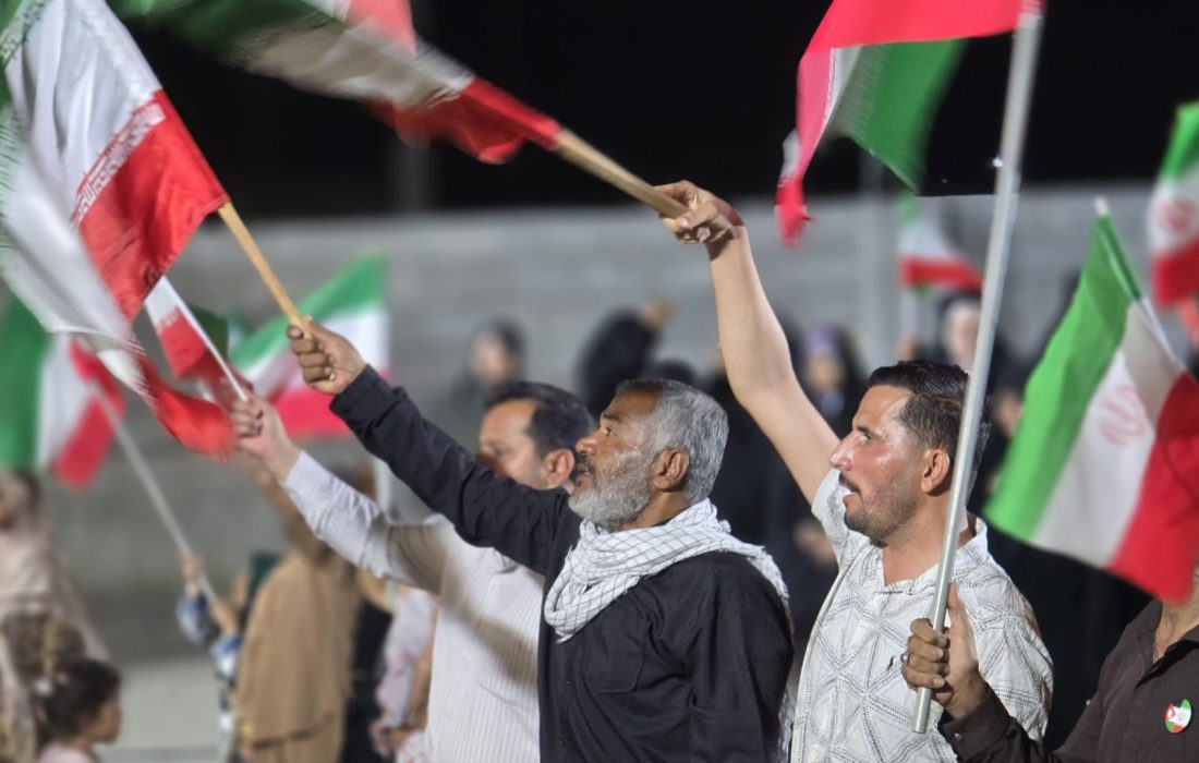 موج ۶۲ خروش بعثت خیابان جاسکی ها با طعم همدلی و اتحاد/تصاویر