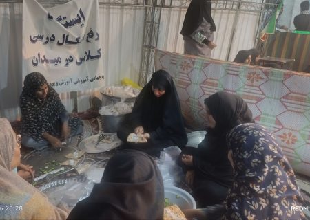 بانوان گروه جهادی امام سجاد (ع)جاسک؛ نان‌آوران جبهه امنیت و همدلی/تصاویر