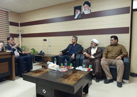دیدار مدیرکل دامپزشکی استان هرمزگان با فرماندار و امام جمعه شهرستان جاسک
