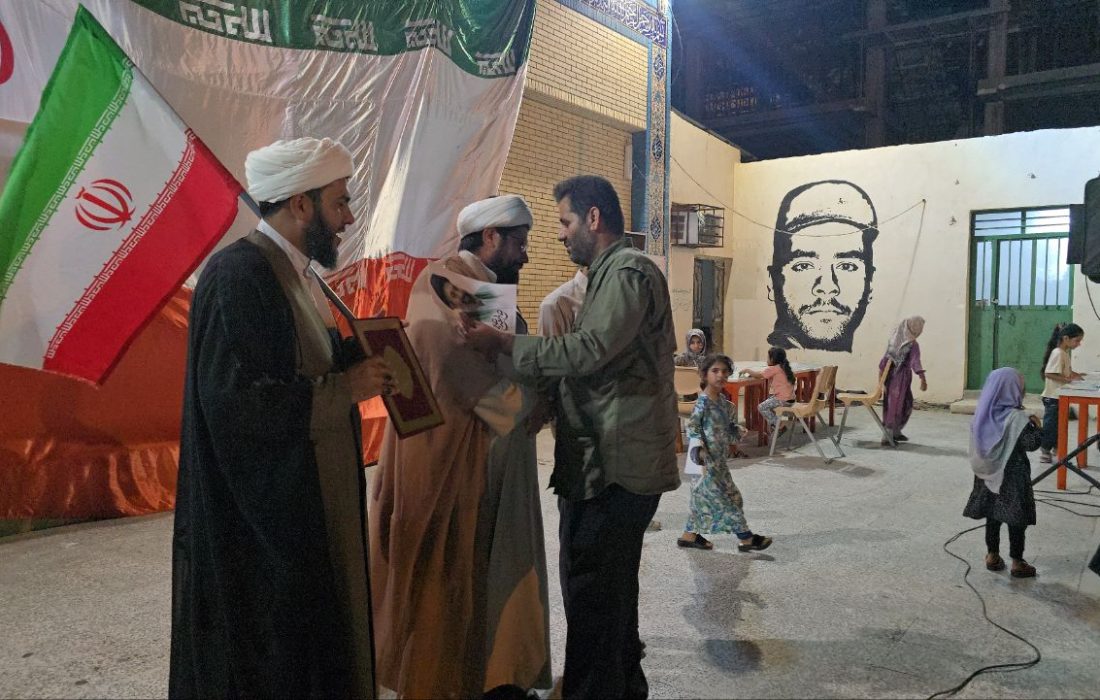 تقدیر از مسئول قرارگاه جهادی برکت جاسک