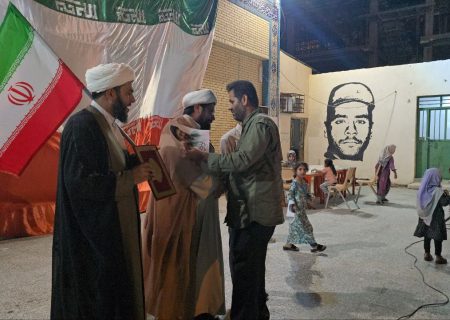 تقدیر از مسئول قرارگاه جهادی برکت جاسک