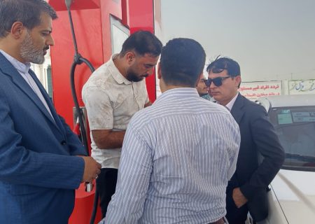 مسئولان جاسک برای پایان دادن به صف‌های سوخت پای کار آمدند؛ نظارت‌ها تشدید شد