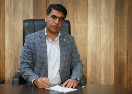 برگزاری آزمون سراسری با حضور پررنگ بانوان/رقابت ۶۹۵ داوطلب کنکوری در جاسک