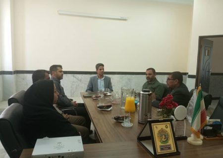 بازدید هیئت اعزامی دانشگاه پیام‌نور هرمزگان از واحد جاسک / تأکید بر رفع موانع زیرساختی و آمادگی برای امتحانات ترم تابستان