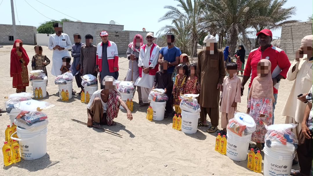 توزیع اقلام حمایتی میان ۹۲ خانوار در روستای «براگ» جاسک