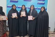 تجلیل از فرماندهان پایگاههای حوزه حضرت خدیجه(س) سپاه جاسک در هفته دفاع مقدس