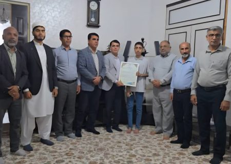 تقدیر از رتبه برتر کنکور مرتضی بلوچ جاسکی