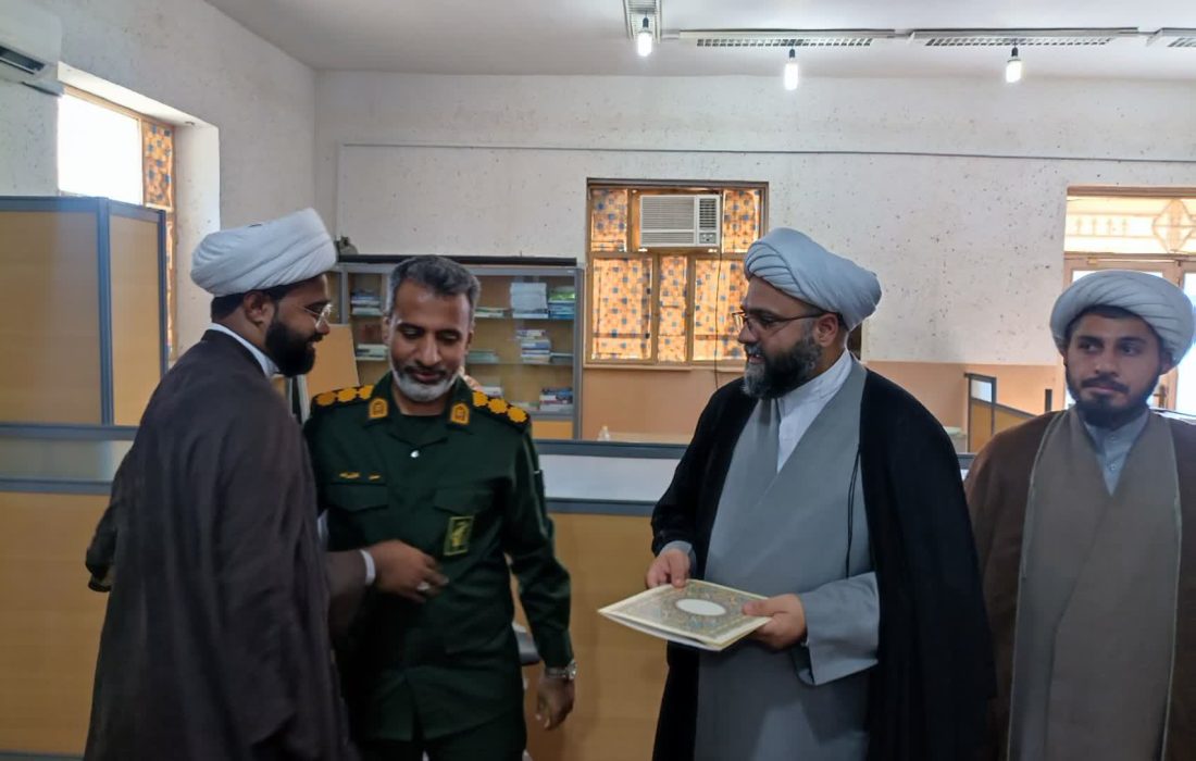 حجت الاسلام خوشکار مسئول جدید نمایندگی ولی‌فقیه در سپاه جاسک شد